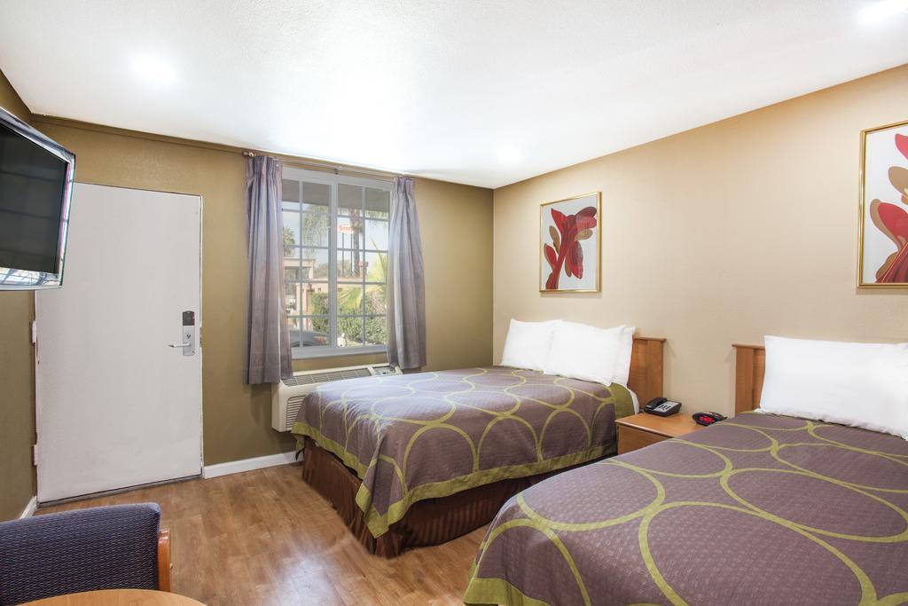 Motel Super 8 By Wyndham Redlands/San Bernardino Esterno foto